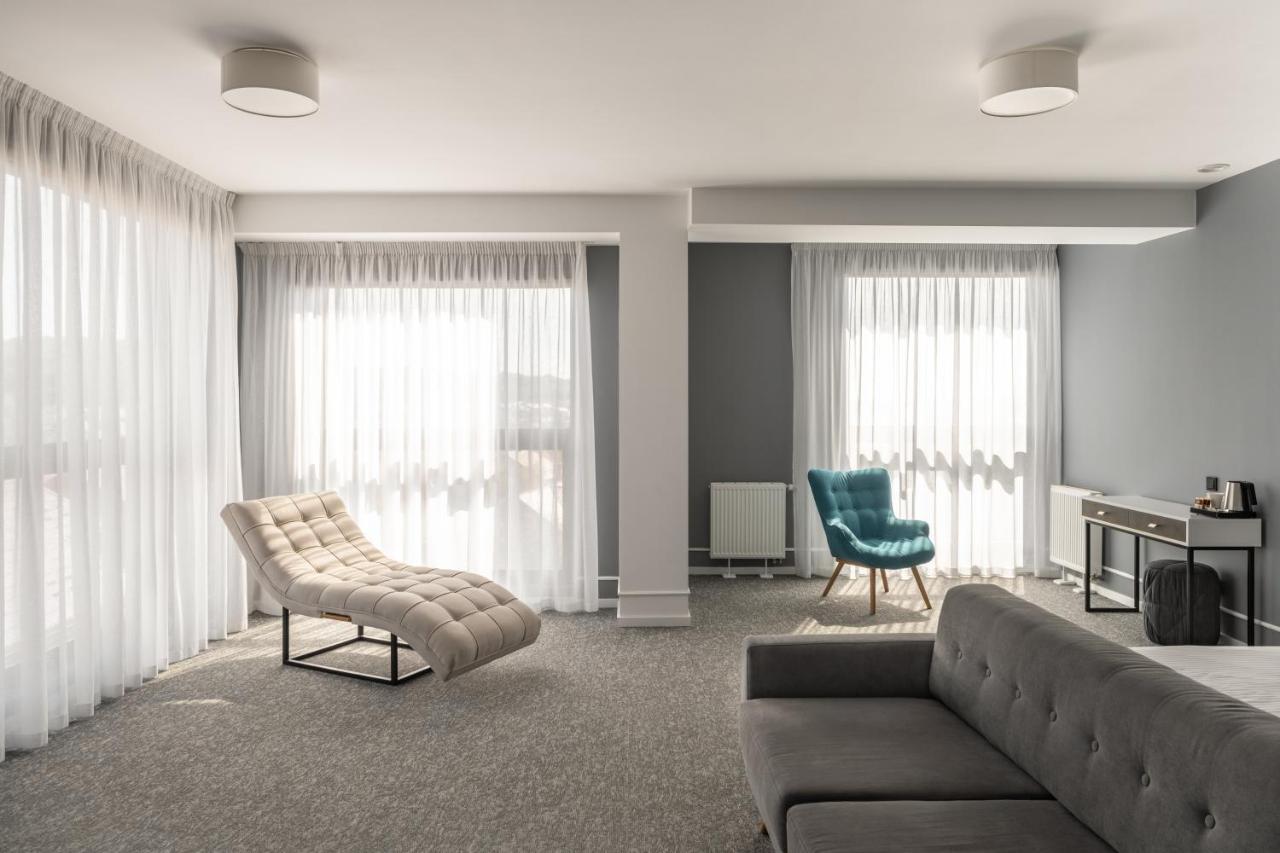 City Inn Lviv Smart Hotel Vynnyky Екстериор снимка