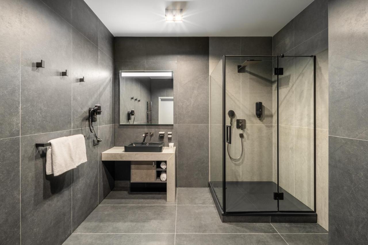 City Inn Lviv Smart Hotel Vynnyky Екстериор снимка